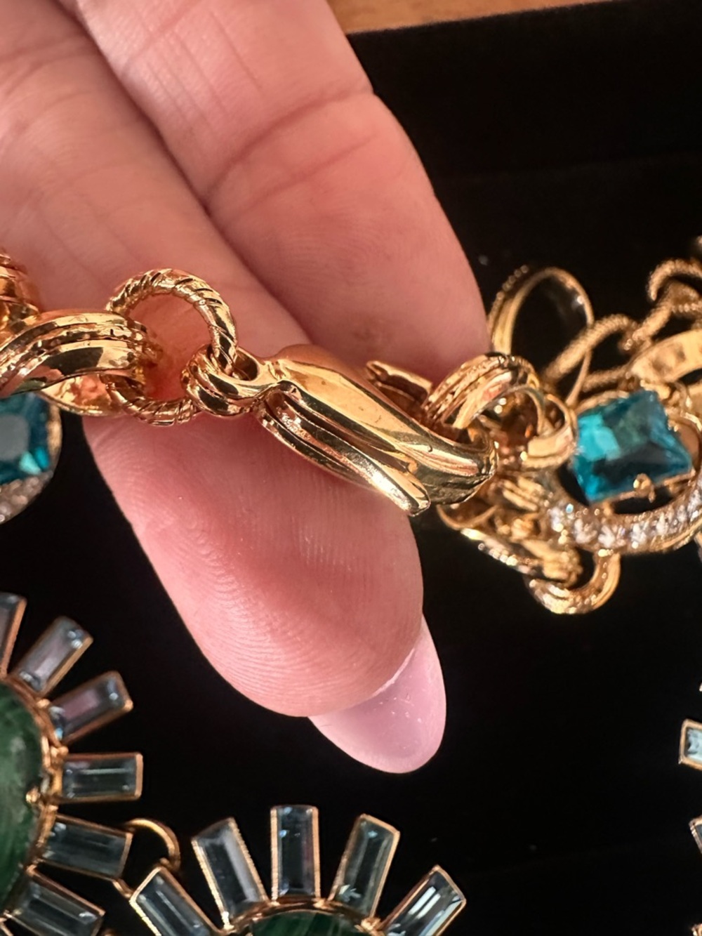 Dolce and Gabbana PIETRE OVALI Crystal & Malachite Necklace - Picture 7 of 11